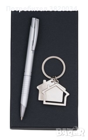 Комплект химикалка и ключодържател в кутия, снимка 1 - Ученически пособия, канцеларски материали - 42045871