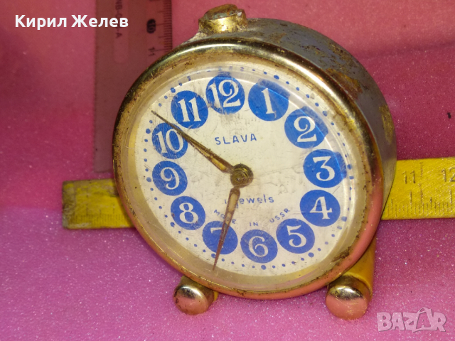 SLAVA MADE in USSR Стар КОЛЕКЦИОНЕРСКИ РУСКИ БУДИЛНИК МЕХАНИЧЕН НАСТОЛЕН ЧАСОВНИК СЛАВА СССР 43610, снимка 6 - Антикварни и старинни предмети - 44545534