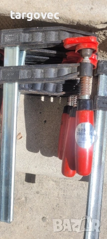 пет броя дърводелски стяги стабил