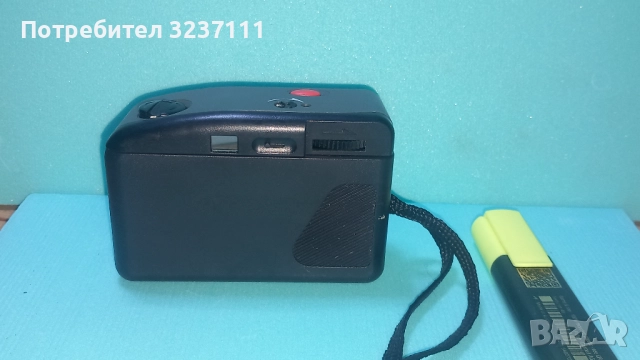 Фотоапарат за колекция, снимка 3 - Антикварни и старинни предмети - 52180652