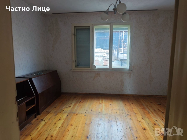 Къща в гр.Аксаково с РЗП 210 кв.м., снимка 8 - Къщи - 53922681