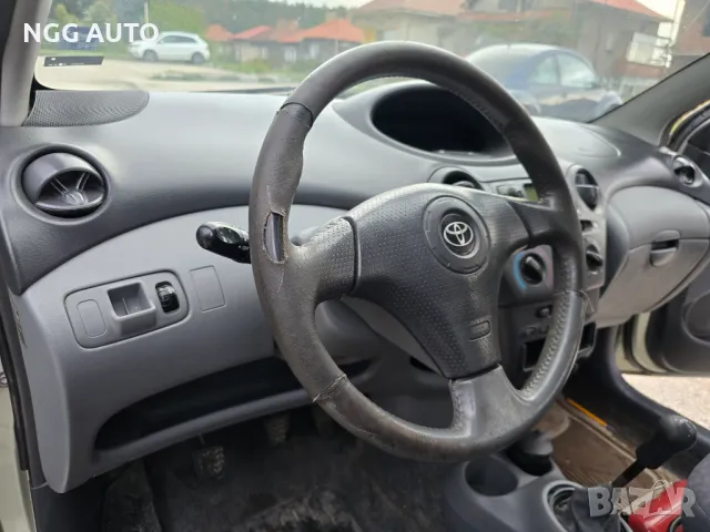 Toyota Yaris 1.4 D-4D, 2002 г. - на части!, снимка 12 - Автомобили и джипове - 48984168