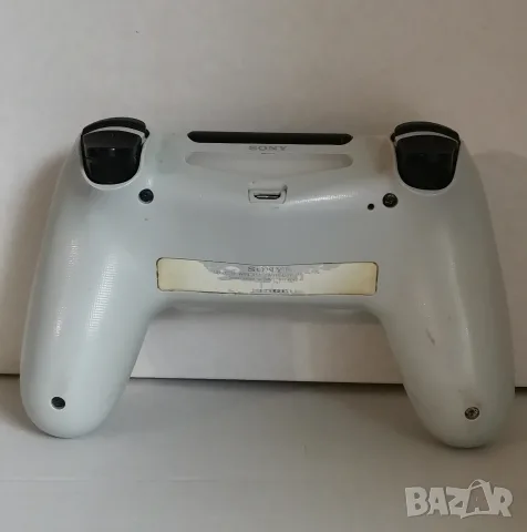 Оригинален! PS4 DualSock Controller White Без дрифт! Проверен! Model: CUH-ZCT1E, 5V-1000mA, снимка 4 - Аксесоари - 55970598