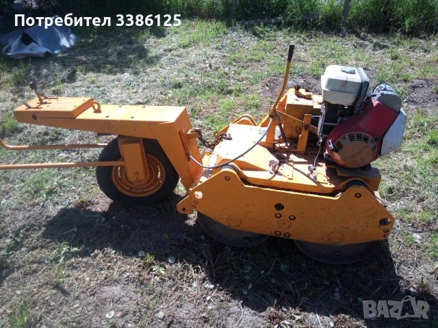 Продавам валяк 1060 кг Stavostroj ръчноводим, самоходен, снимка 2 - Индустриална техника - 54313425
