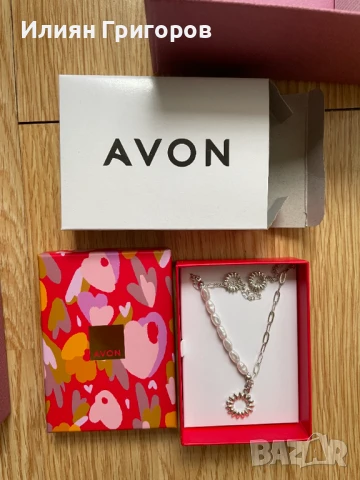 Комплект AVON - Рол-Он, Колие и Тоалетна Вода, снимка 3 - Други - 50498118
