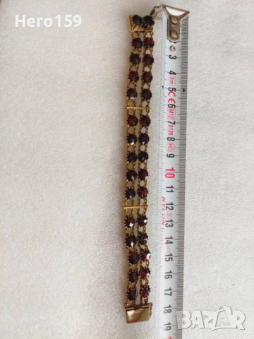 Стара позлатена гривна с огромни гранати, снимка 5 - Гривни - 54271411