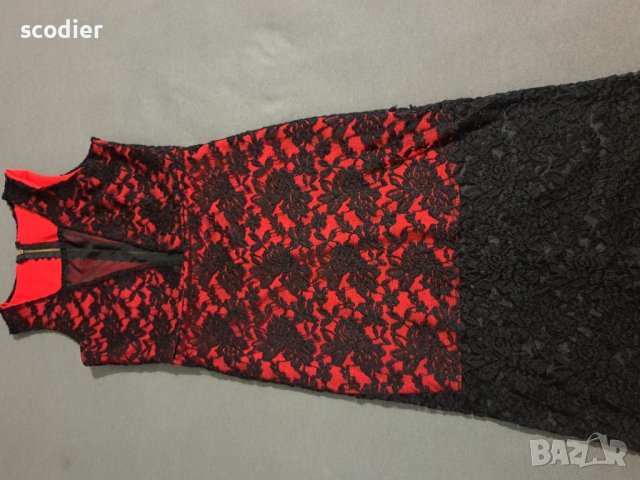 Дълга дантелена рокла -S