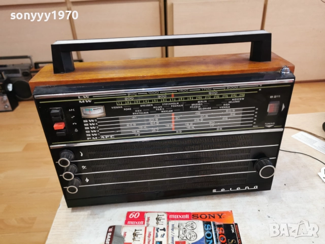 SELENA B-211 RADIORECEIVER MADE IN USSR 2912251637