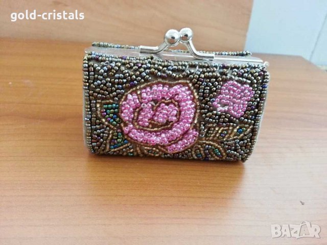 Ретро чантичка портмоне с мъниста 