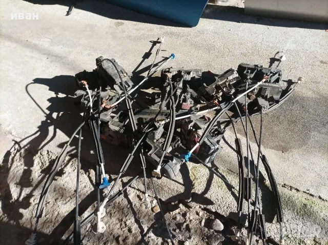 Брави за Опел Астра г , снимка 4 - Части - 48427119