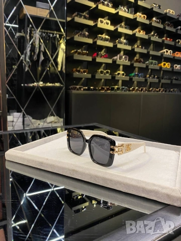 очила с черен обикновен калъф и ув защита cartier chanel, снимка 13 - Слънчеви и диоптрични очила - 51450884