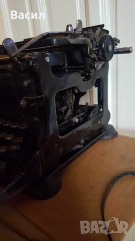 Пишеща машина Trimph, Olympia, Continental, снимка 12 - Антикварни и старинни предмети - 31781750