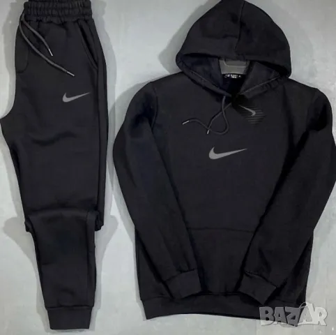 Комплект Nike, снимка 1 - Спортни дрехи, екипи - 48561936