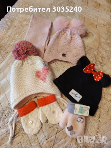 Зимни шапки лот 
