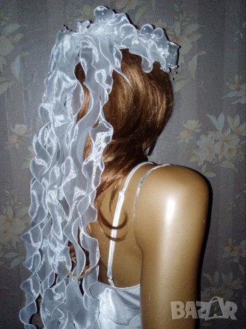 Ефектно венче  с перли и спираловидни ленти за сватба или моминско парти, снимка 12 - Сватбени аксесоари - 31099277