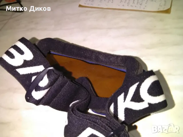 Briko маркови скиорски очила отлични, снимка 5 - Зимни спортове - 48300247