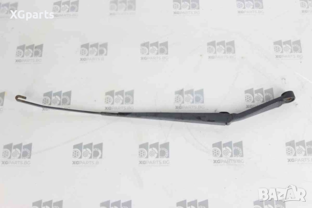 Дясно рамо чистачка за Nissan NV200 (2009-2019)