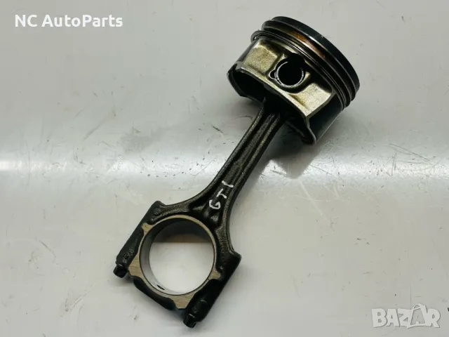 Бутало с биела за Audi Ауди А3 VW Golf MK5 8P1 2.0 GTI 200 коня BWA Евро-4 2005, снимка 2 - Части - 50180242