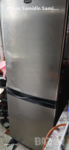 Пиле на грил 2 броя хладилна витрина  Фризери хладилник чинии лъжици вилици ножове и др, снимка 3 - Обзавеждане за заведение - 52369228