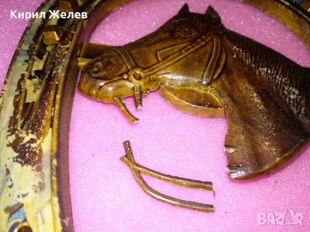 СТАРА КЪСМЕТЛИЙСКА БАКЕЛИТЕНА ПОДКОВА с КОНЧЕ ПАНО За КОЛЕКЦИЯ ДЕКОРАЦИЯ МЕХАНА 42868, снимка 3 - Декорация за дома - 44150804