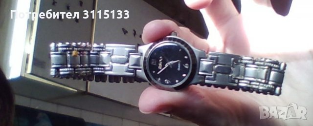 Дамски аналогов часовник с метална  верижка ,Сребрист , снимка 2 - Дамски - 38013991