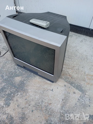 Телевизор Сони 21 инча, снимка 4 - Телевизори - 51161558