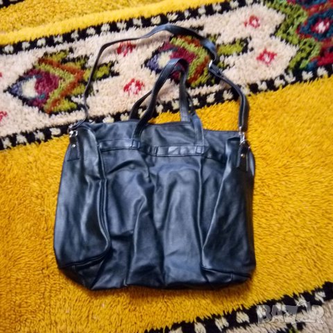 Чанта черна, снимка 3 - Чанти - 40401711