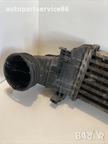 Интеркулер радиатор за Mercedes W211 280 CDI (2007) A2115001102, снимка 2 - Части - 54088420