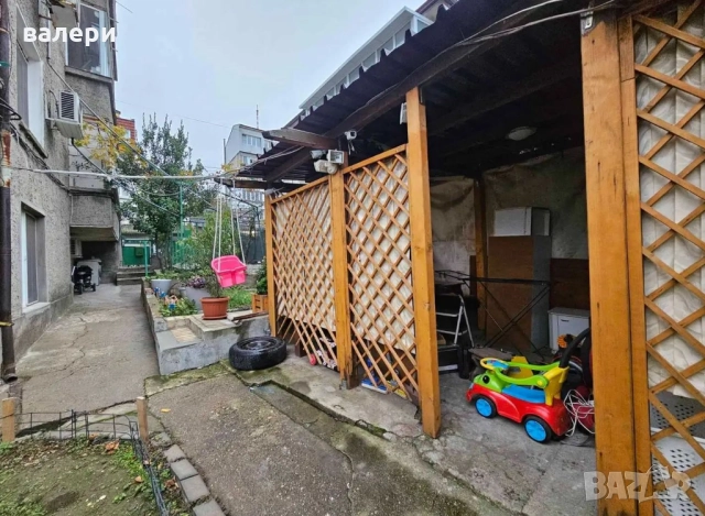 Апартамент и постройка, снимка 6 - Апартаменти - 52653063