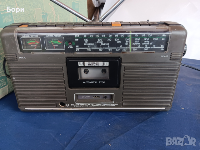 BERLIN DELUXE TR-806LS Радиокасетофон