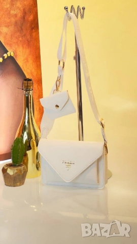 чанти prada, снимка 3 - Чанти - 51445051