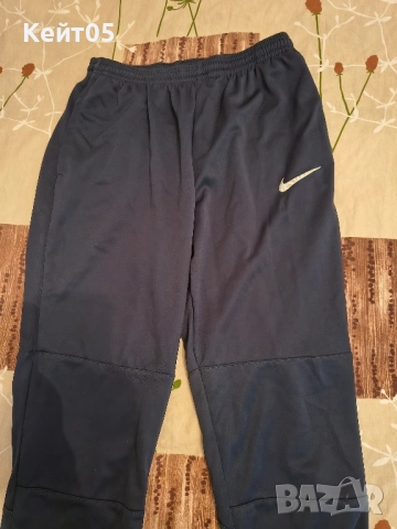 Екипи Nike ,за момче 10,12 год, снимка 4 - Детски анцузи и суичери - 51865931