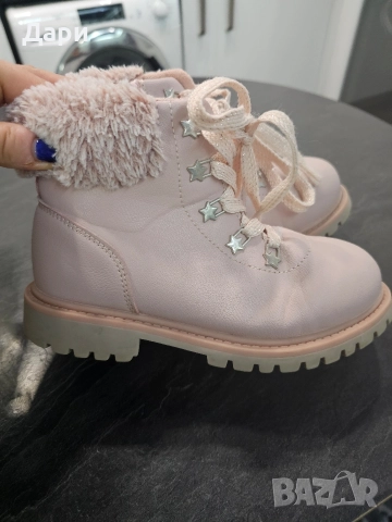 детски боти като нови