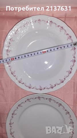 ПОРЦЕЛАНОВ Комплект ЧИНИИ  Nataliе Thun Чехословакия  - 18 броя , снимка 4 - Чинии - 42409363