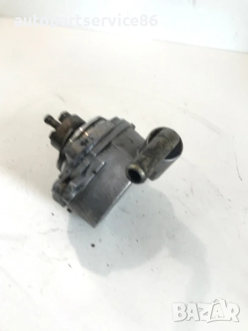 Вакуумна помпа 2.2 CDI за Mercedes W906 Sprinter (2006-2009) A6462300165, снимка 2 - Части - 54005406