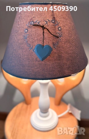 Настолна Лампа с декорации, снимка 2 - Настолни лампи - 53290044