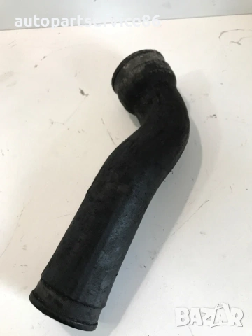 Маркуч за интеркулер за Mercedes Sprinter 2.2 CDI (2000-2006) A9015284382, снимка 2 - Части - 53983258