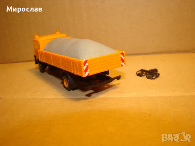 PRALINE H0 1/87 MERCEDES BENZ КАМИОН МОДЕЛ КОЛИЧКА, снимка 5 - Колекции - 48778895