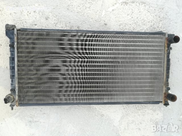 VW Passat Wagon B3 2.0 1992 Радиатор охладителна система, снимка 2 - Части - 42705729