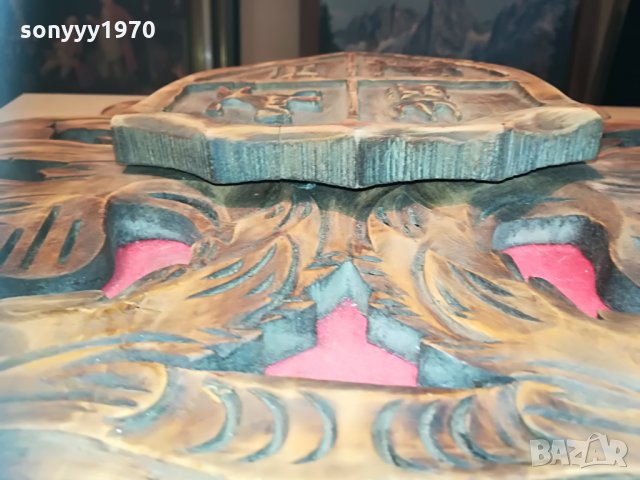 дърворезба с герб-внос швеицария-46х37см, снимка 12 - Колекции - 29860932