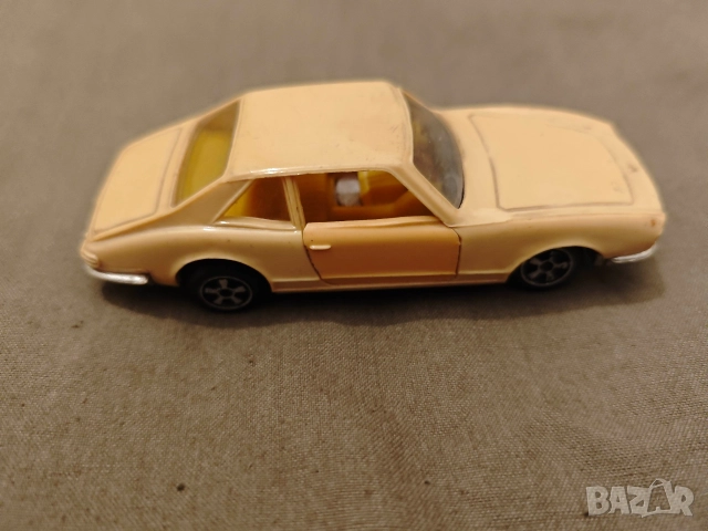 пластмасова количка СССР GHIA V. 280, снимка 5 - Коли, камиони, мотори, писти - 52598814