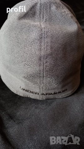 Under Armour compression потник, блуза и шапка М, снимка 5 - Спортна екипировка - 44398194