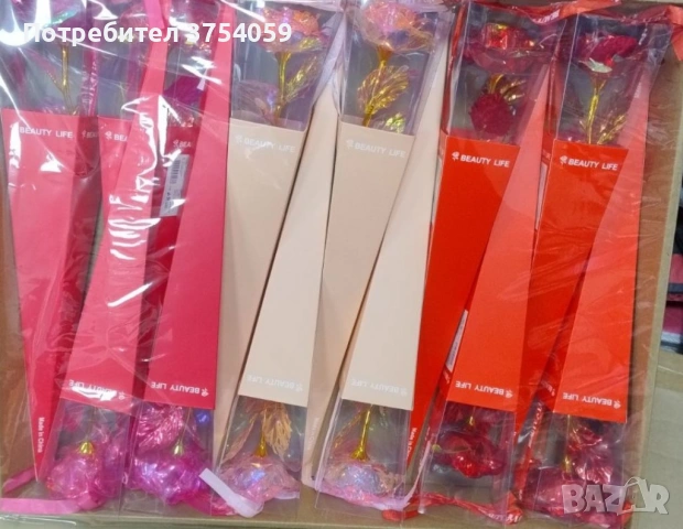 Декоративна роза със златно стъбло в подаръчна кутия, снимка 12 - Романтични подаръци - 53075363