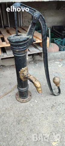 Стара ръчна градинска помпа, снимка 4 - Антикварни и старинни предмети - 48942969