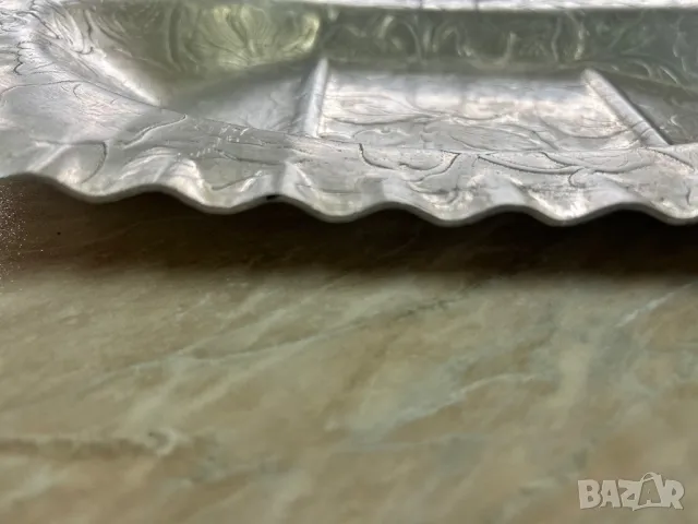 Винтидж Алуминиев поднос с дръжки Релефни флорални плодове Motil theartlyons, снимка 12 - Антикварни и старинни предмети - 47952653