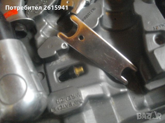 Немски Комплект 4 бр. Пневматични Инструменти-Пневматичен Ексцентър Виброшлайф/Секач Къртач/Обдухвач, снимка 14 - Други инструменти - 42097313