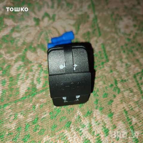 Юсб порт за автомобил или микробус, снимка 2 - Аксесоари и консумативи - 37156850