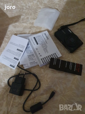 sony cyber shot dsc w800 20.1 mp digital camera, снимка 13 - Фотоапарати - 51635005