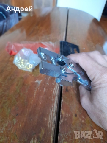 Стари клещи за копчета, снимка 5 - Антикварни и старинни предмети - 53903591