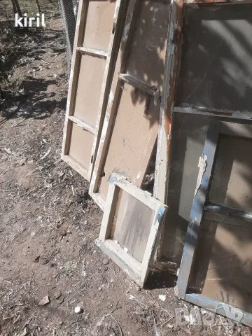 Продава Стари прозорци